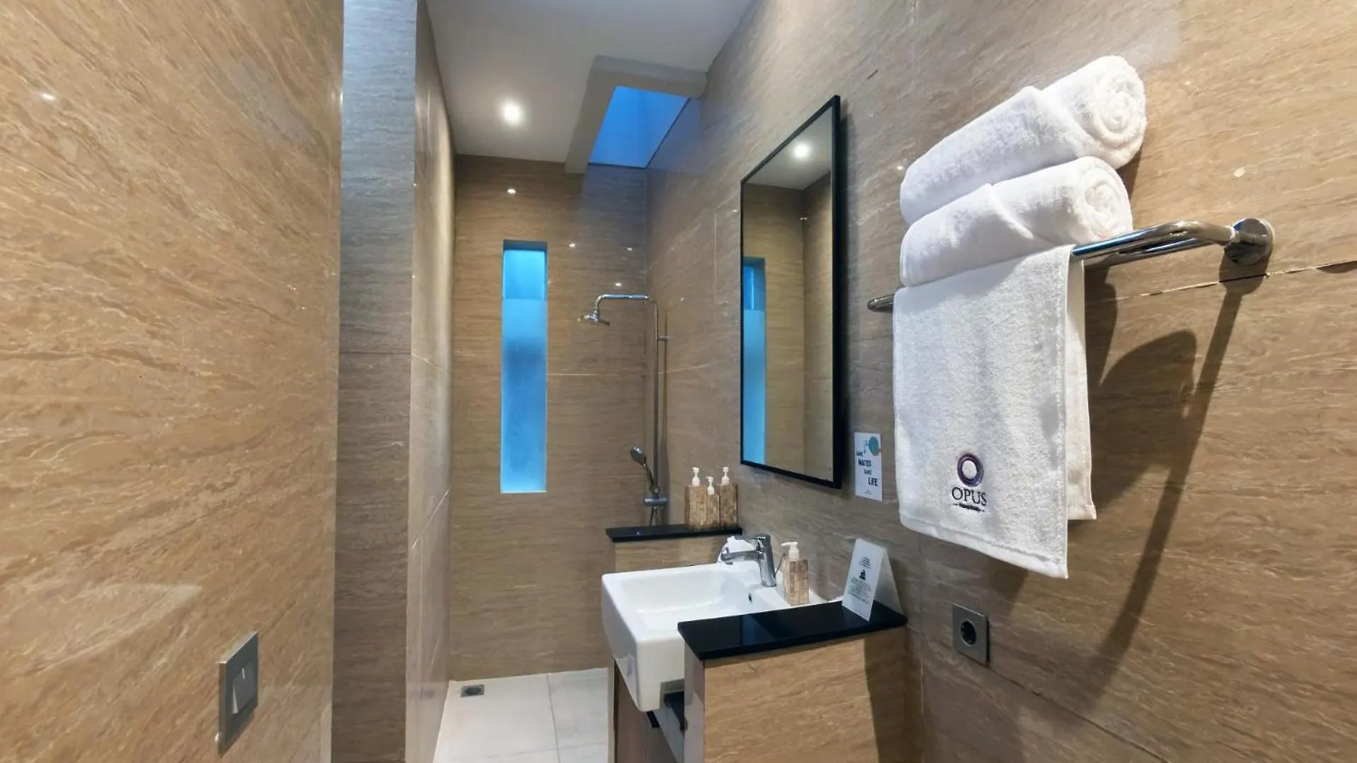 Villa Nusa Dua By Opus Hospitality 4*, Nusa Dua (Bali)